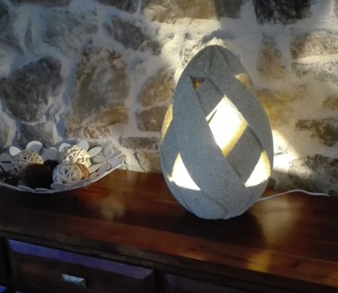 Sculpture intitulée "Lampe oeuf" par Aymeric Olivier, Œuvre d'art originale, Pierre