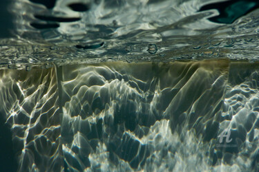 Photographie intitulée "The Swimming Pool -3" par Laura Galinier (Azalé Photo), Œuvre d'art originale