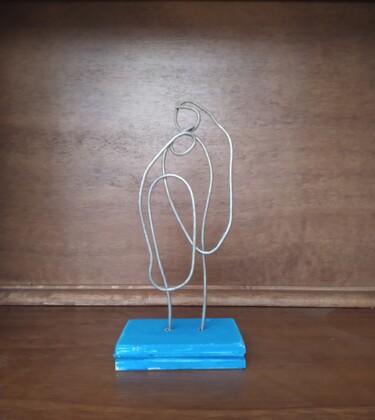 Sculpture titled "Abraço" by B.A.B, Original Artwork, Wire