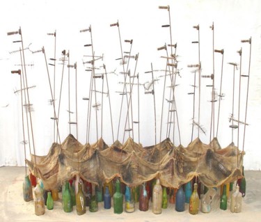 Scultura intitolato "Embouteillage urbain" da Babacar Niang, Opera d'arte originale, Metalli