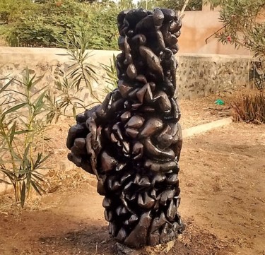 Sculpture intitulée "phpxf9f66.jpg" par Baba Toure, Œuvre d'art originale, Bois