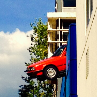 Photographie intitulée "Red Car" par Balagour, Œuvre d'art originale, Photographie numérique