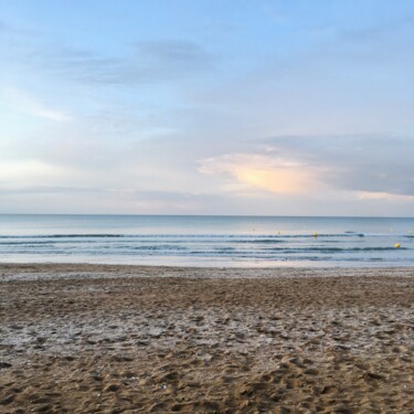 Photographie intitulée "Cabourg I" par Balagour, Œuvre d'art originale, Photographie numérique