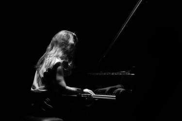 Photography titled "La pianiste" by Olivier Barau, Original Artwork, Digital Photography