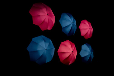 Photography titled "Les parapluies" by Olivier Barau, Original Artwork, Digital Photography