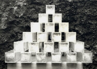 Sculpture intitulée "15-Pyramide-Tetra-01" par Barbu Nitescu, Œuvre d'art originale