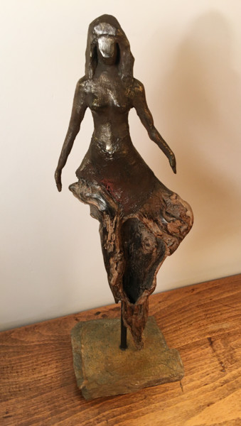 Sculpture intitulée "Hélia" par René Barranco, Œuvre d'art originale, Argile