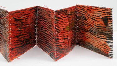 Collagen mit dem Titel "Red book" von Beata Wehr, Original-Kunstwerk