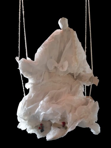 Sculpture intitulée "moi je m en balance" par Béatrice D, Œuvre d'art originale, Papier