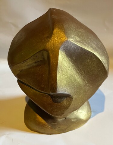 Sculpture intitulée "Casque d’or" par Terredediane, Œuvre d'art originale, Argile