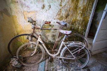 Fotografia zatytułowany „vintage cycles” autorstwa Belle Epoque, Oryginalna praca, Fotografia nie manipulowana