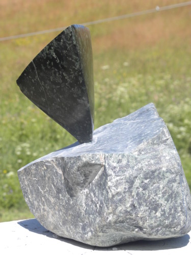 Sculpture intitulée "triangle" par Ben Garnero, Œuvre d'art originale