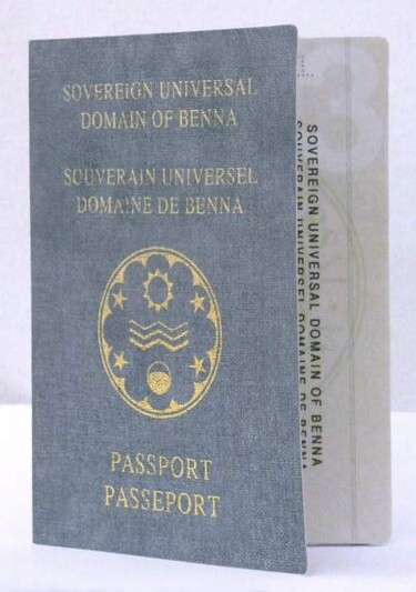 "passport / passeport" başlıklı Baskıresim Benna G. Maris tarafından, Orijinal sanat, Dijital baskı