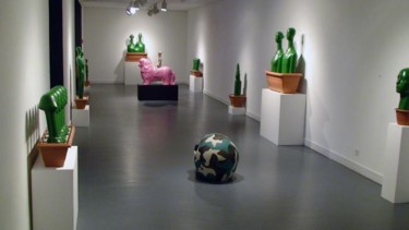 Sculpture intitulée "L'expo au Centre Dr…" par Song Benxing, Œuvre d'art originale