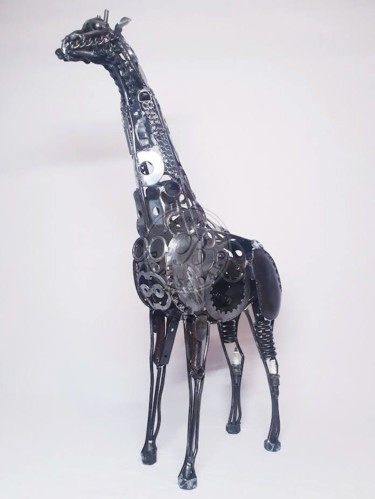 Sculpture titled "La Girafe" by Béranger Papasodaro, Original Artwork, Metals