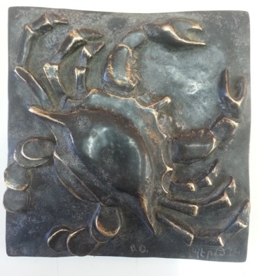 Escultura intitulada "Cancer Astrological…" por Berj Demerjian, Obras de arte originais, Bronze