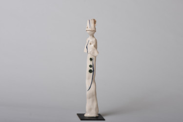 Escultura intitulada "Ellen O'" por Bernadette Dagens, Obras de arte originais, Cerâmica