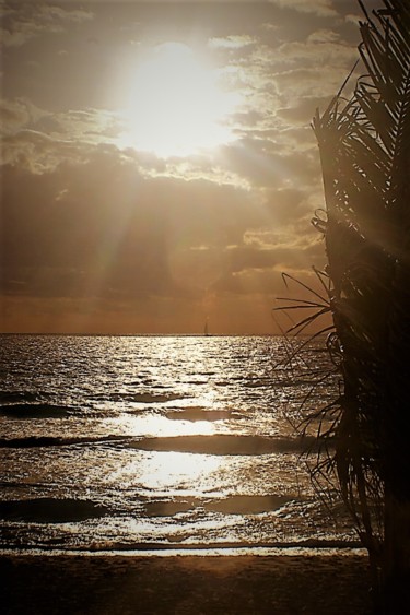 Photographie intitulée "Cancun's Sun" par Bernard Best, Œuvre d'art originale