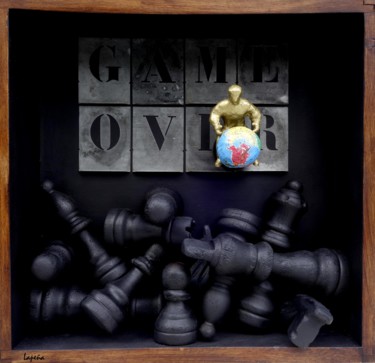 Skulptur mit dem Titel "Game over" von Bernard Lapeña, Original-Kunstwerk, Holz