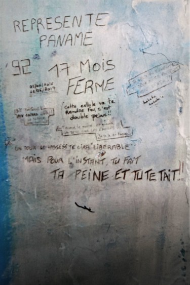 Photographie intitulée "les graffiti des Ba…" par Bernard Levy, Œuvre d'art originale, Photographie numérique