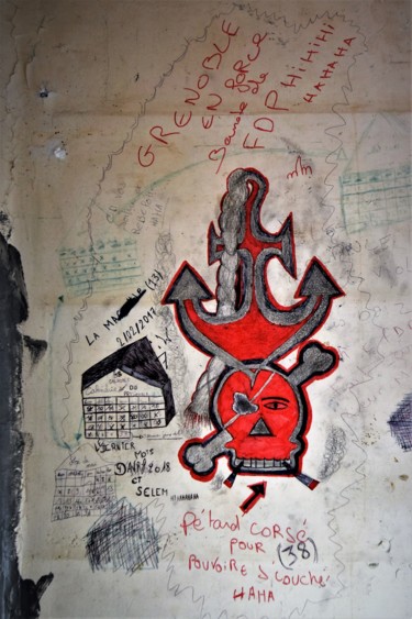 Photography titled "les graffiti des Ba…" by Bernard Levy, Original Artwork, Digital Photography