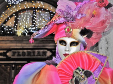 Fotografia intitolato "signora maschera, C…" da Bernard Levy, Opera d'arte originale, Fotografia digitale