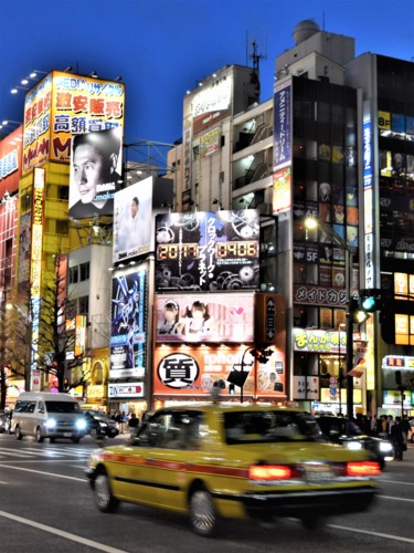 Photographie intitulée "une nuit à Tokyo" par Bernard Levy, Œuvre d'art originale, Photographie numérique