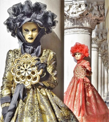 Fotografia intitolato "masks in Venice" da Bernard Levy, Opera d'arte originale, Fotografia digitale