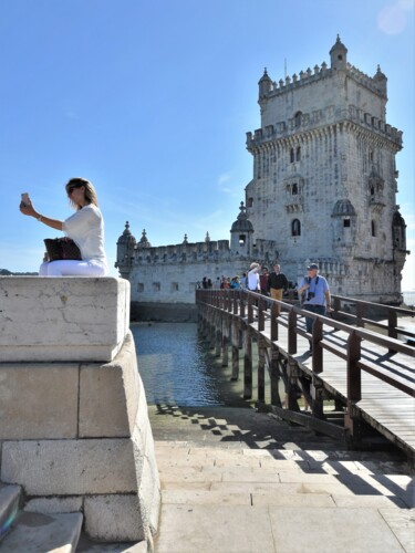 Photographie intitulée "la Tour de Belém, L…" par Bernard Levy, Œuvre d'art originale, Photographie numérique