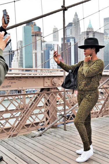 Fotografía titulada "sur Brooklyn Bridge…" por Bernard Levy, Obra de arte original, Fotografía digital