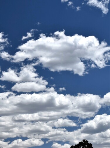 Photography titled "un ciel sans nuage" by Bernard Levy, Original Artwork, Digital Photography