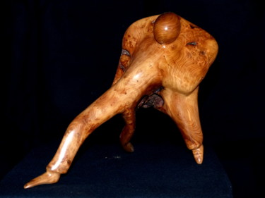 Sculpture titled "Un grand pas" by Bernard Geoffroy, Original Artwork, Wood