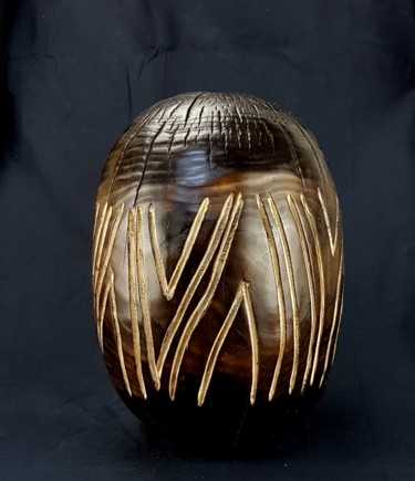 Sculpture titled "boule ethnique" by Bernard Geoffroy, Original Artwork, Wood