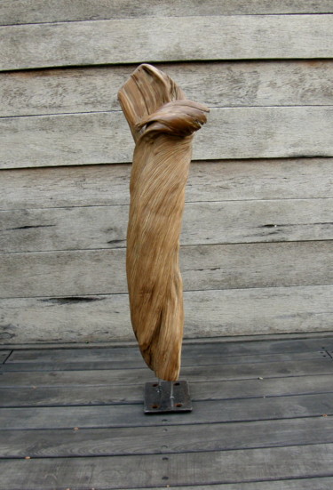 Скульптура под названием "Samothrace" - Bernard Geoffroy, Подлинное произведение искусства, Дерево
