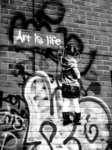 Photography titled "art is life.(london…" by Bernard Vergier, Original Artwork, Digital Photography