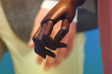Photographie intitulée "jeu de mains .(coll…" par Bernard Vergier, Œuvre d'art originale