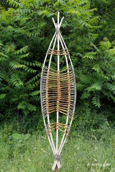 Sculpture titled "Bouclier du vent" by Alain Bernegger, Original Artwork, Wood