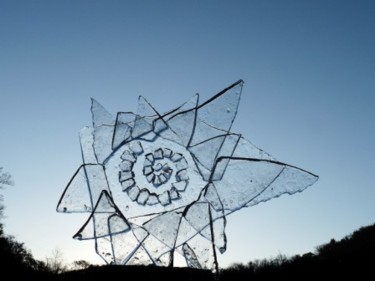 Escultura titulada "Glace amonite" por Alain Bernegger, Obra de arte original, Cristal