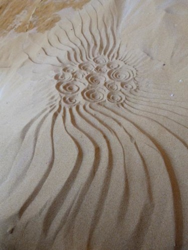 Installation intitulée "Fleur de sable" par Alain Bernegger, Œuvre d'art originale