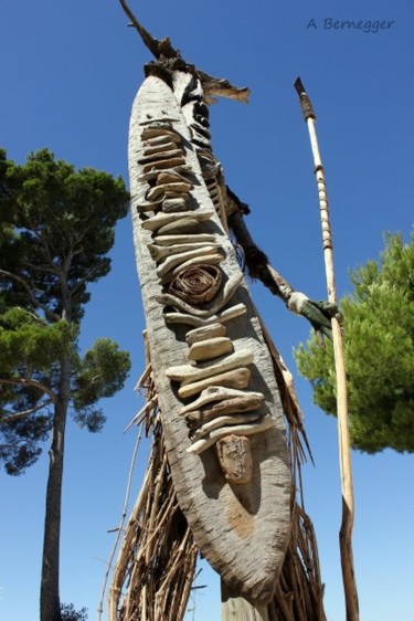 Sculpture titled "Guetteur de geais" by Alain Bernegger, Original Artwork