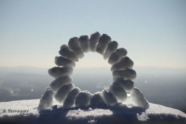 Aufbau mit dem Titel "Roue de neige" von Alain Bernegger, Original-Kunstwerk