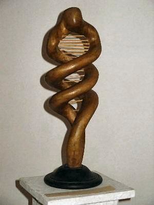 Skulptur mit dem Titel "Double Spiral" von Bertalan, Original-Kunstwerk, Holz