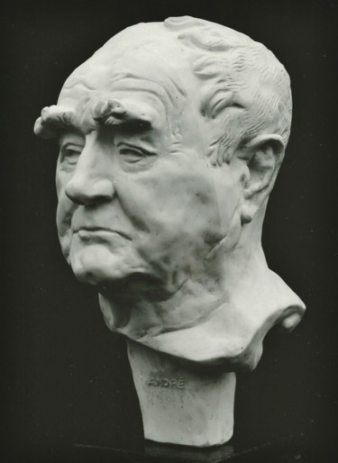 Sculpture titled "André" by Bertrand Catteuw, Original Artwork, Plaster