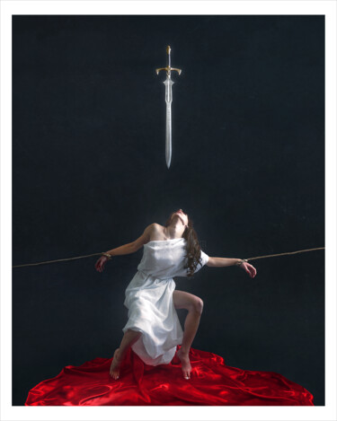 Fotografie mit dem Titel "Épée de Damoclès 01…" von Bettina Dupont, Original-Kunstwerk, Manipulierte Fotografie