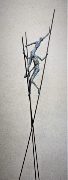 Escultura titulada "tension" por Betty Hanns, Obra de arte original, Metales