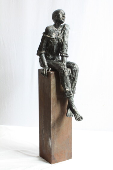 Escultura titulada "présence 1" por Betty Hanns, Obra de arte original, Papel
