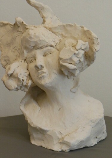 Sculpture titled "Mademoiselle , le d…" by Bhyest, Original Artwork, Terra cotta