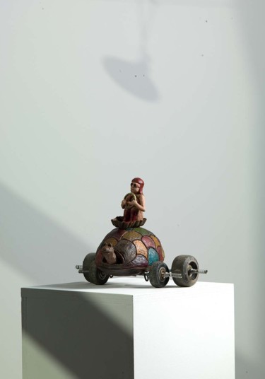 Sculpture intitulée "je roule propre" par Bibi Blanchet, Œuvre d'art originale, Terre cuite