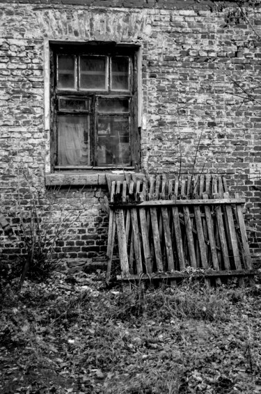 Photography titled "Window of the old h…" by Andrii Bilonozhko, Original Artwork, Digital Photography