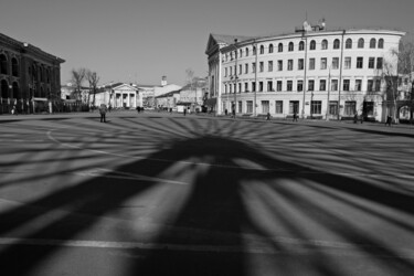 Photographie intitulée "Ferris wheel shadow" par Andrii Bilonozhko, Œuvre d'art originale, Photographie numérique